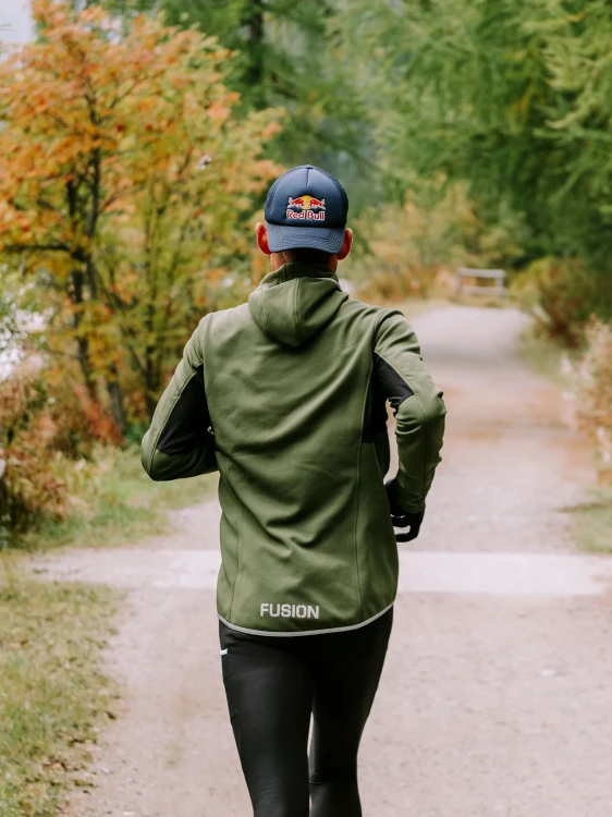 Commuter-cycling-jacket_1090_Green_5_v2-10021398.webp