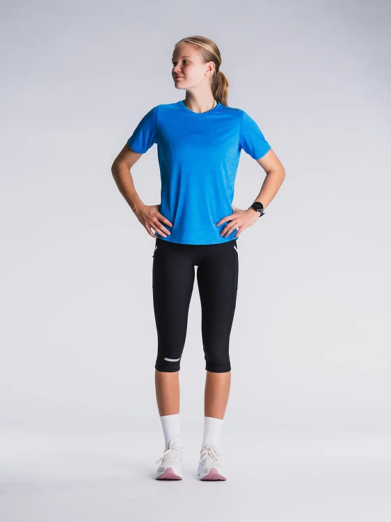 C3-3-4-tights_0050_Black_8_v2-9411840.webp