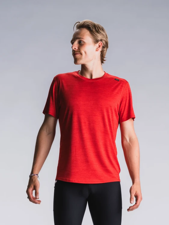 Mens-C3-T-shirt_0273_Red_1_v1-10230187.webp