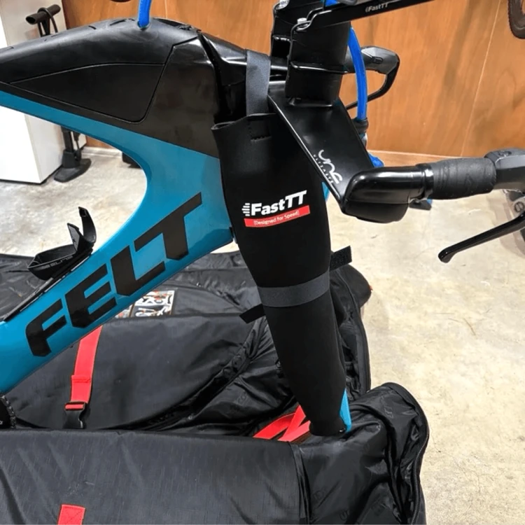 Aerobar-neoprene-travel-socks_fitted_4.png
