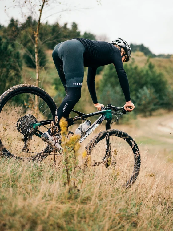 Mens-C3-Bib-Shorts_0142_Green_5_v1-8202396.webp