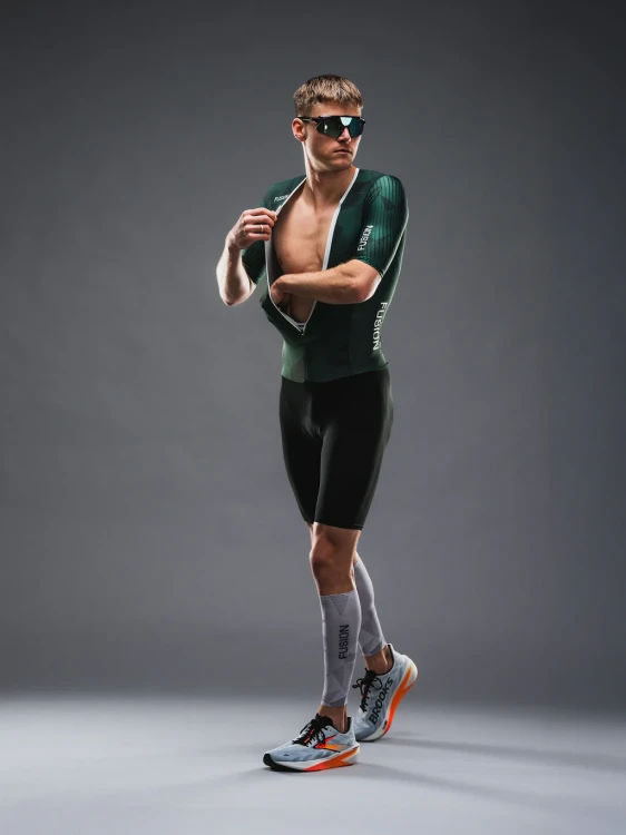 TEMPO-ONE-Tri-Suit_1016_Race-green_6_v1-10965065_78fc0af9-2ed1-4f27-992a-a12002b94306.webp