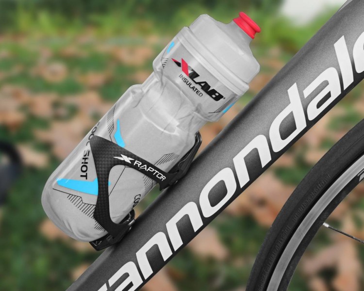 Raptor-Cage-&amp;-bottle-on-downtube_2020.jpg